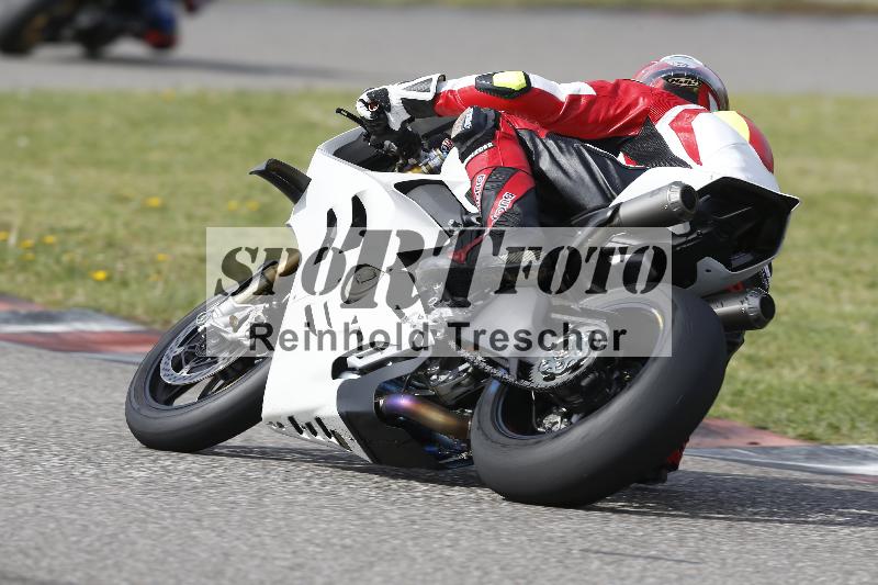 Archiv-2025/07 19.04.2025 Speer Racing ADR/Gruppe gelb/998